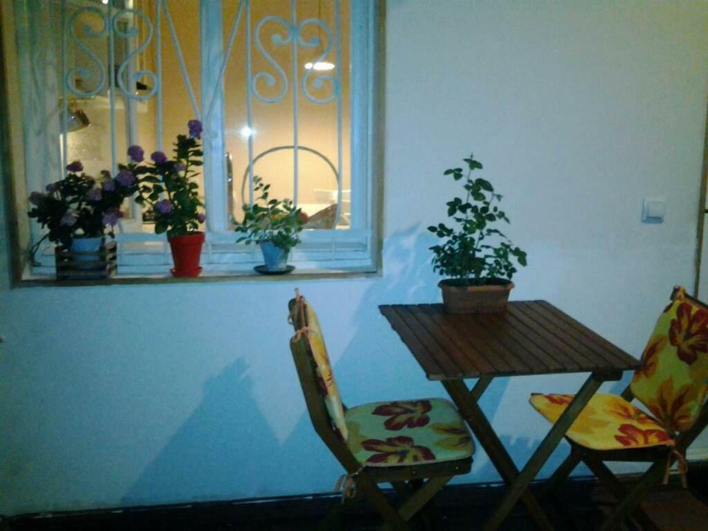 Old Tbilisi Flavor For You Εξωτερικό φωτογραφία